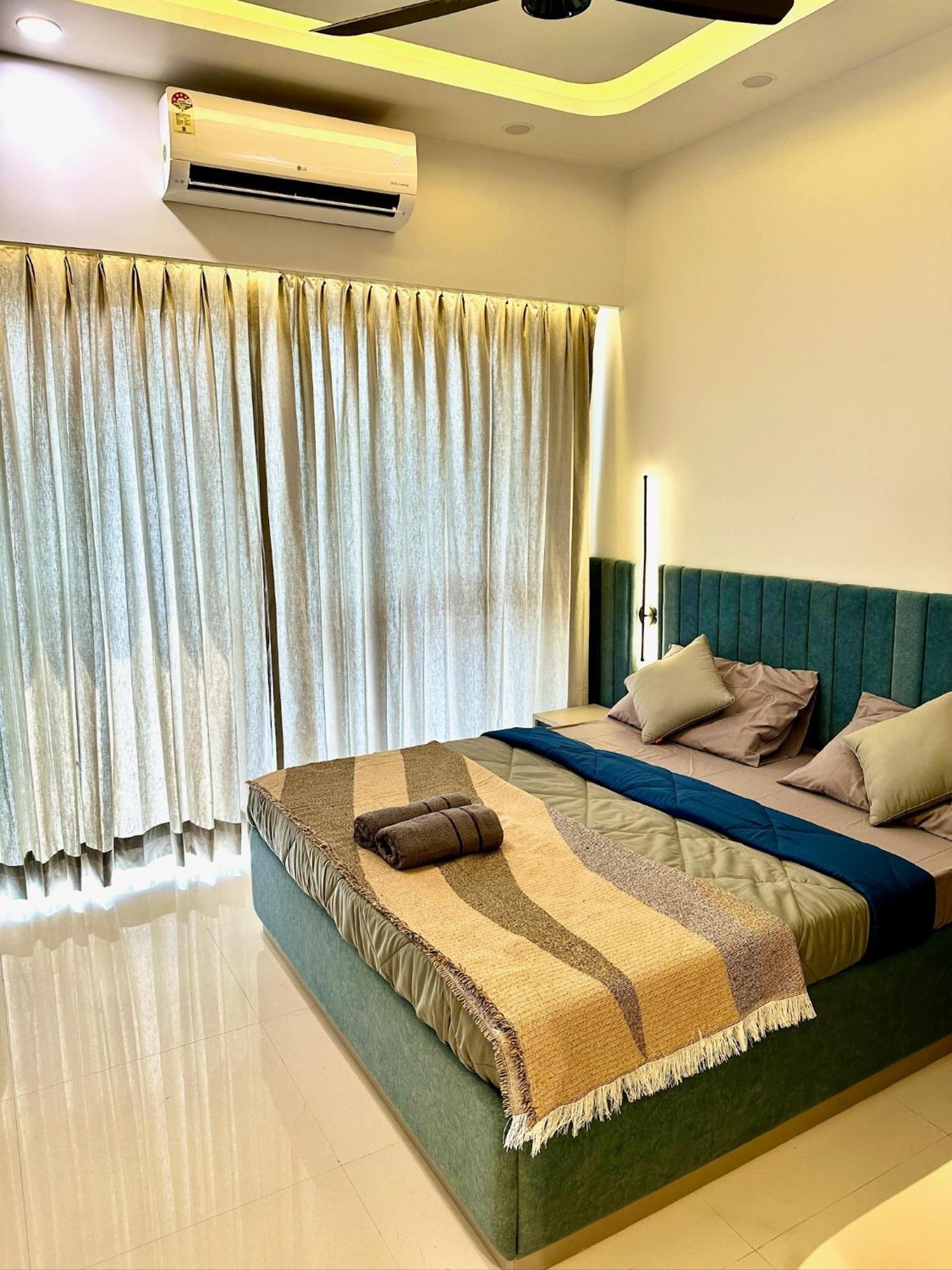 Peacock Palace 2Bhk Modern Ac Flat In Baner Pune Zewnętrze zdjęcie